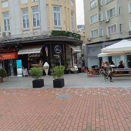 на центъра на до фонтаните * فارنا